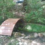 Novi mobilijar – Most na izletištu „Mirovštica“.